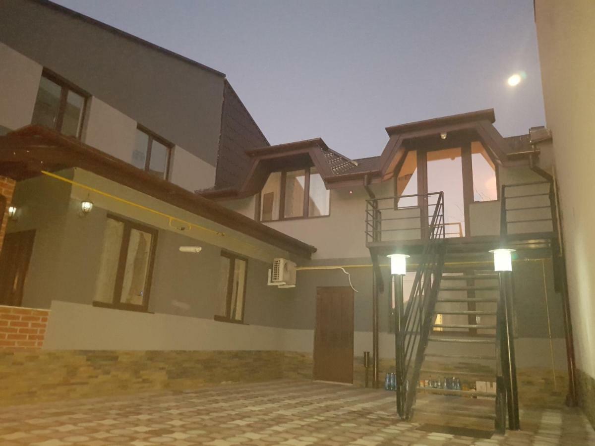 Hotel Casa Lions Timisoara Exterior foto